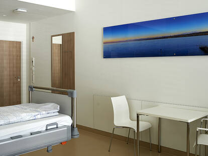 Patientenzimmer im Neubau