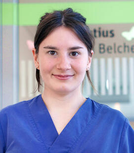Lara-Marie Brach (Pflegefachkraft der Station Belchen)