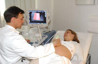 Ultraschalluntersuchung in der Frauenklinik am HBK Singen