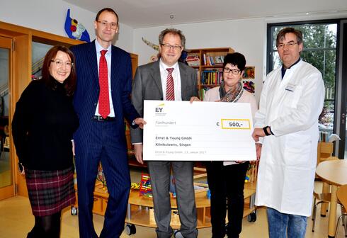 Spende Ernst & Young