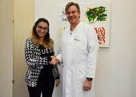 Spendenübergabe Frau Perreira