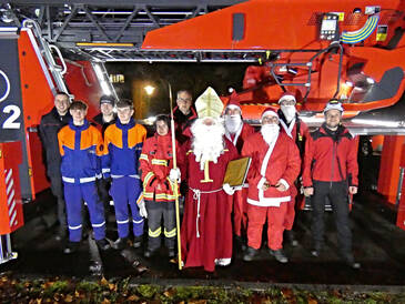 HBK Singen: Der Weihnachtsmann kam aus luftiger Höhe