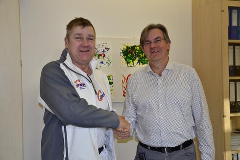 Spendenübergabe Czinczooll